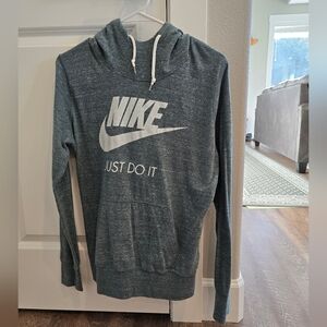 Womens nike size large sweatshirt